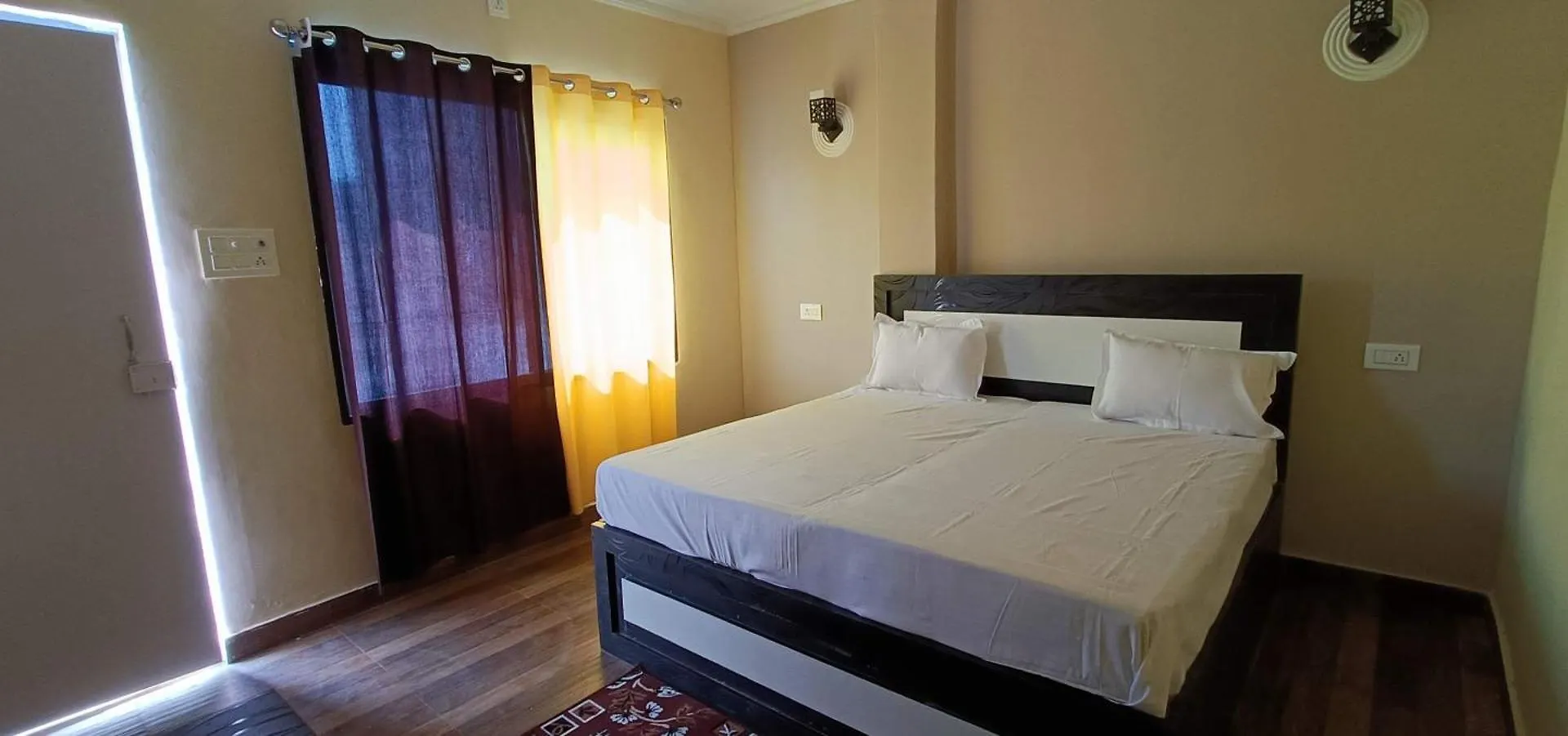 Mohit Paying Guest House Varanasi