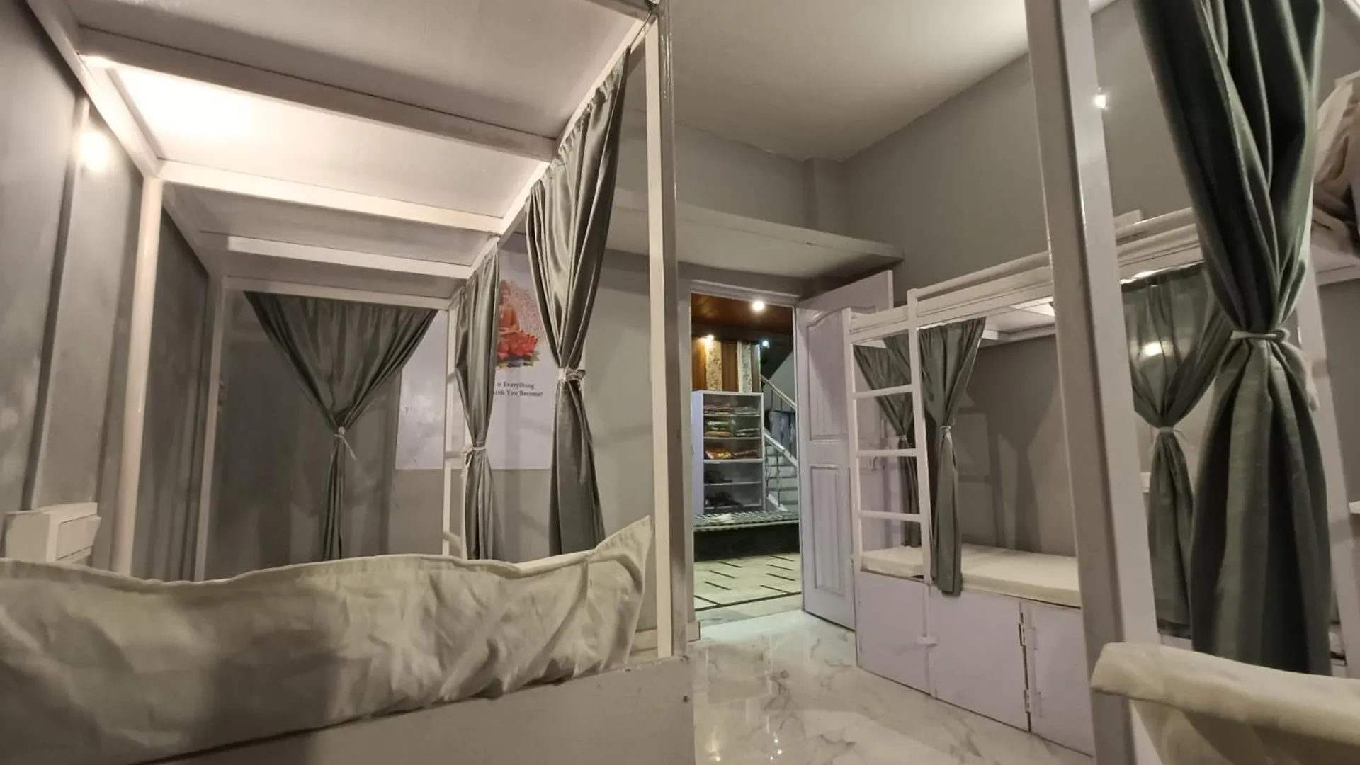 Hostel Mohit Paying Guest House Varanasi