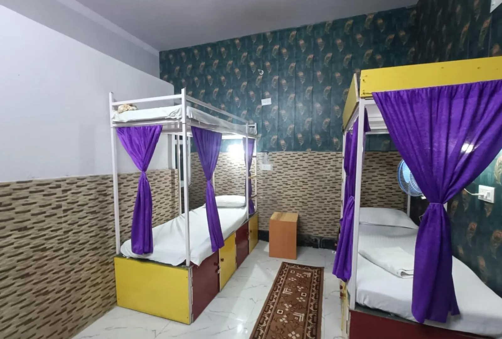 Hostel Mohit Paying Guest House Varanasi India